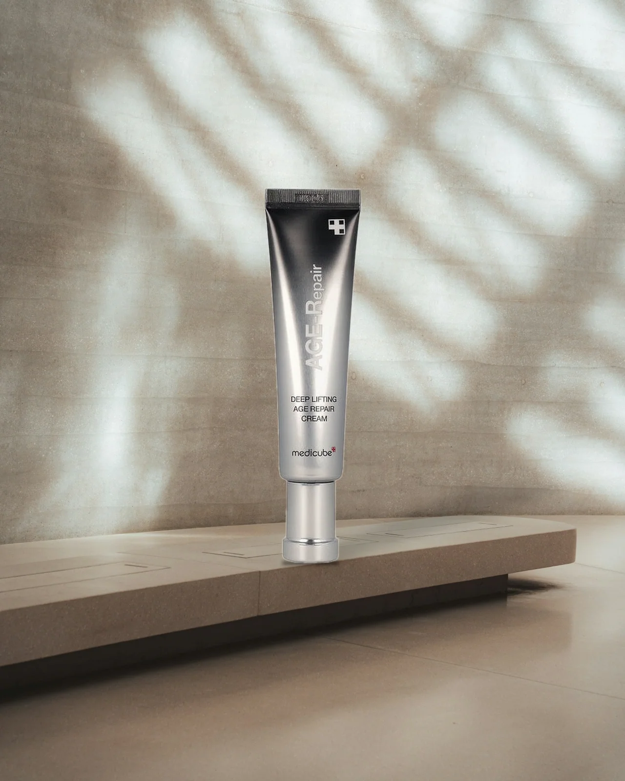 Medicube Deep Lifting Age Repair Peptide Cream - 30 ml