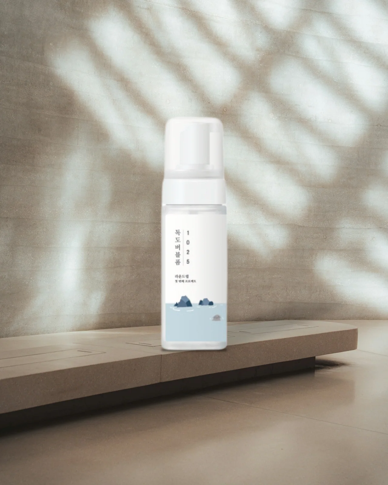 Round Lab 1025 Dokdo Bubble Foam 150ml